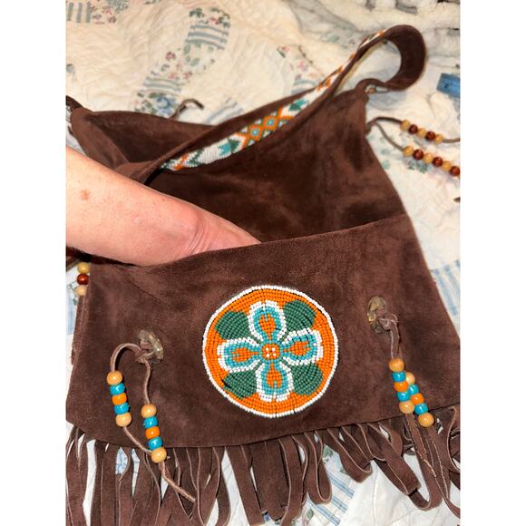 VINTAGE NATIVE BEADED FRINGED SUEDE BAG W/ ROSETTE BOHO HIPPIE FESTIVAL